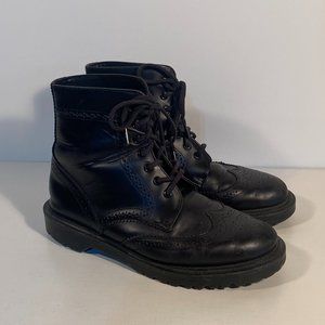 Dr Martens Ormond Black Leather Wing-Tip Ankle Boots Women Size 10 (Men Size 9)